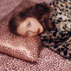 Slip Sadie Queen Zippered Pillow Case